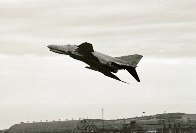 F4
